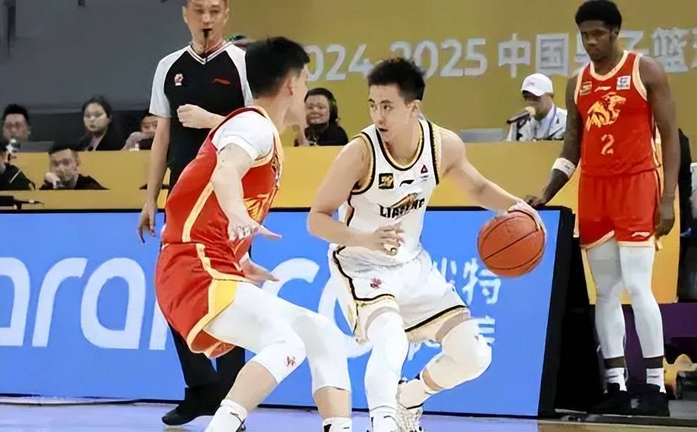2025世俱杯赛制-狼雄逆转圣人，季后赛前景看好